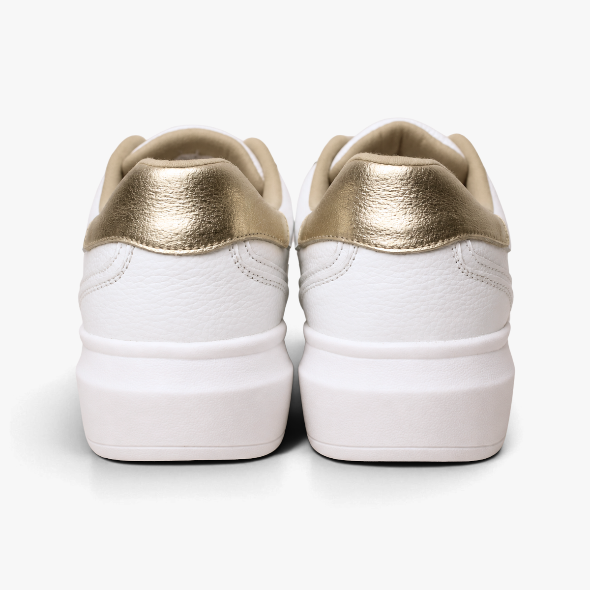 48005 Zapatilla Urbana Blanco Dorado