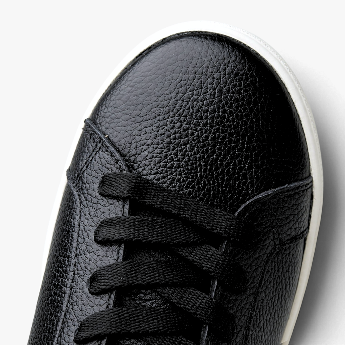 48006 Zapatilla Urbana Negro