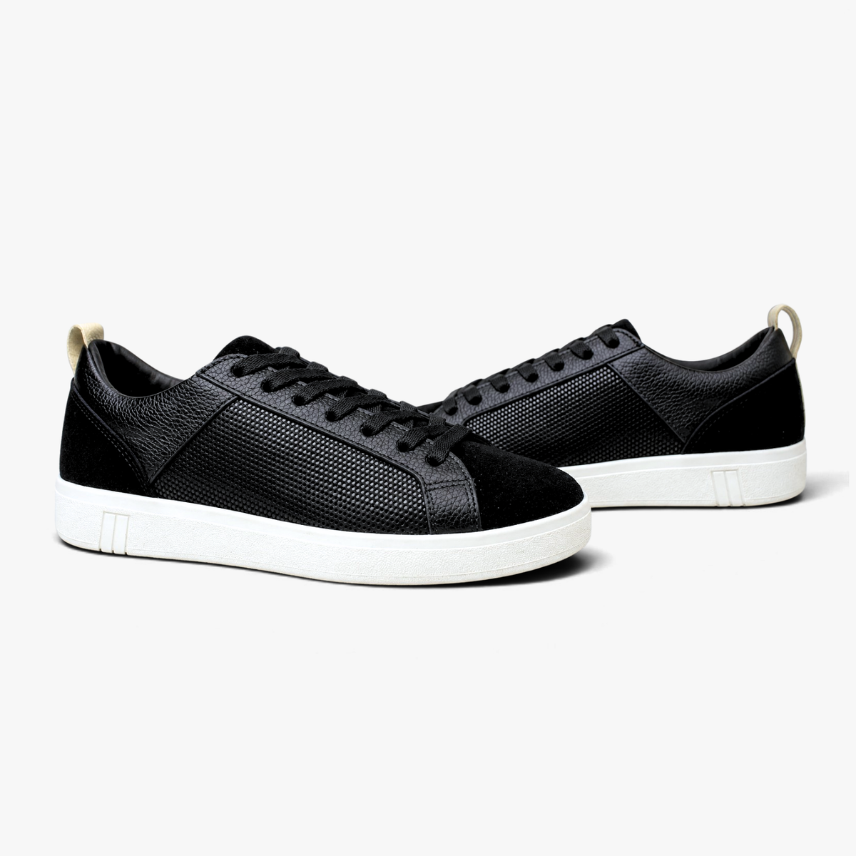 48006 Zapatilla Urbana Negro Folia