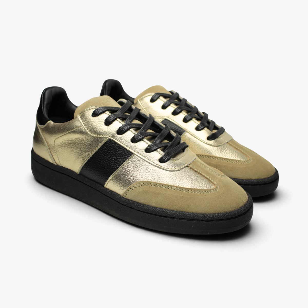 48010 Zapatilla Urbana Dorado Nude